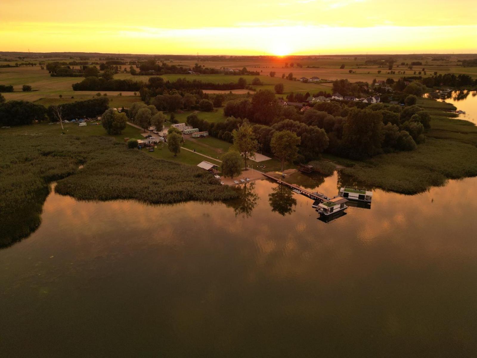 Osrodek Wypoczynkowy "Marina Rozbejko" Villa Myślibórz Eksteriør billede